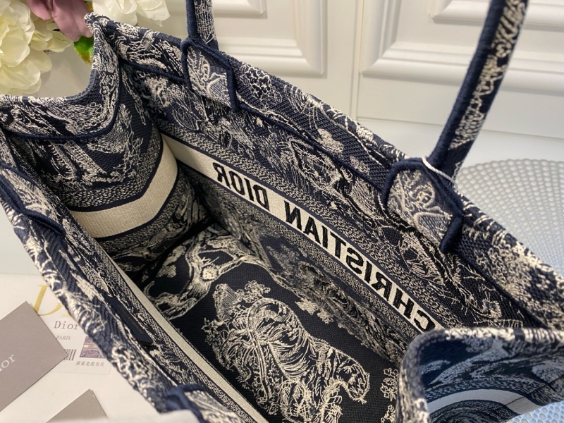 03b82a99e66ec86cf083a2b2833372f1_1759392545_1307.jpg 03b82a99e66ec86cf083a2b2833372f1_1759392545_1307.jpg