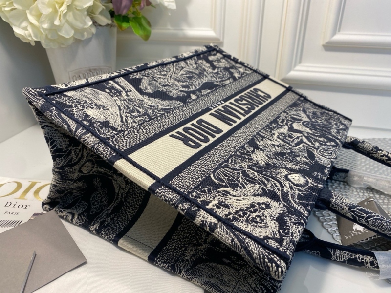 03b82a99e66ec86cf083a2b2833372f1_1759392547_3524.jpg 03b82a99e66ec86cf083a2b2833372f1_1759392547_3524.jpg