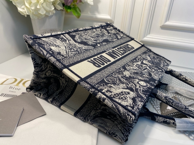 03b82a99e66ec86cf083a2b2833372f1_1759392547_8058.jpg 03b82a99e66ec86cf083a2b2833372f1_1759392547_8058.jpg