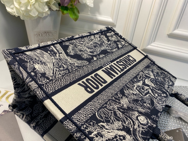 03b82a99e66ec86cf083a2b2833372f1_1759392548_3378.jpg 03b82a99e66ec86cf083a2b2833372f1_1759392548_3378.jpg