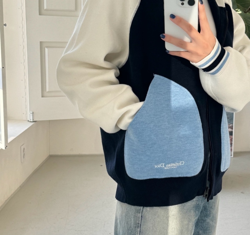 5e1625ac95ee902b11d9d6e7f9f4f7fb_1764918982_8729.jpg 5e1625ac95ee902b11d9d6e7f9f4f7fb_1764918982_8729.jpg