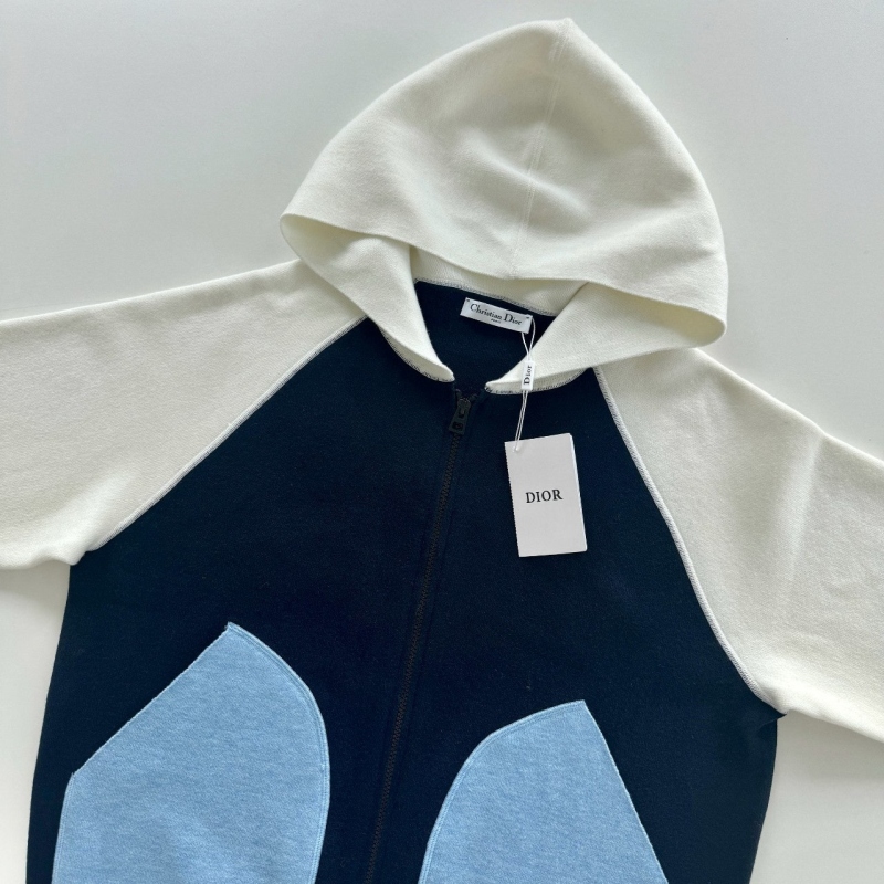 5e1625ac95ee902b11d9d6e7f9f4f7fb_1764918990_9159.jpg 5e1625ac95ee902b11d9d6e7f9f4f7fb_1764918990_9159.jpg