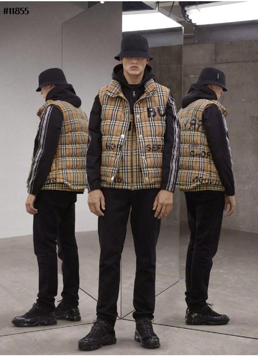 버버리 호스페리 레터링 프린트 패딩 베스트