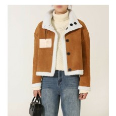 미우미우 여성 터들넥 스웨이드 리버서블 덤블 무스탕 자켓 - 2 Color