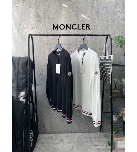 몽클레어 와팬로고 니트 2color