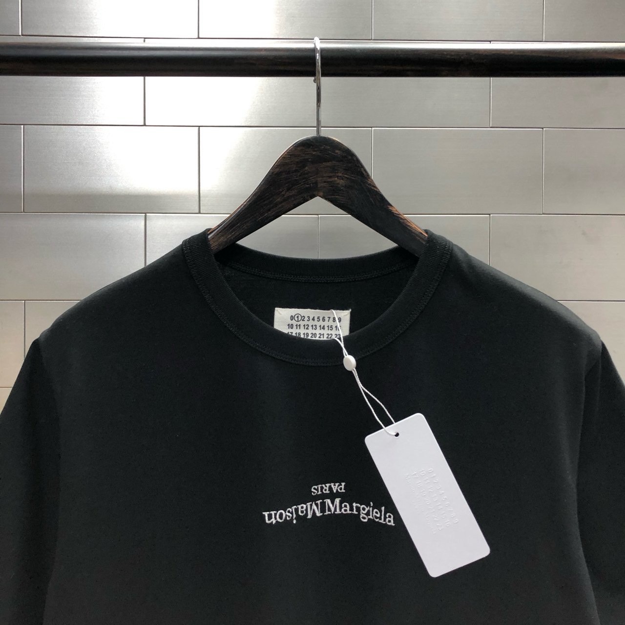 메종 마르지엘라 리버스 로고 반팔티 - 2 Color