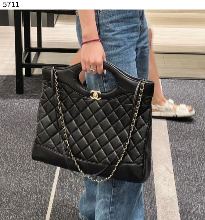 샤넬 31백 라지 토트백