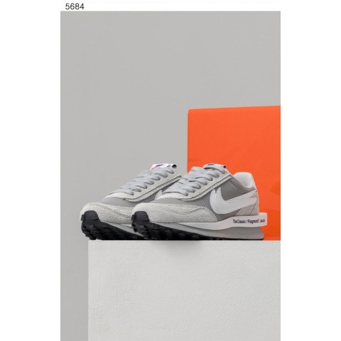 나이키 X 사카이 프라그먼트 LD와플 그레이
