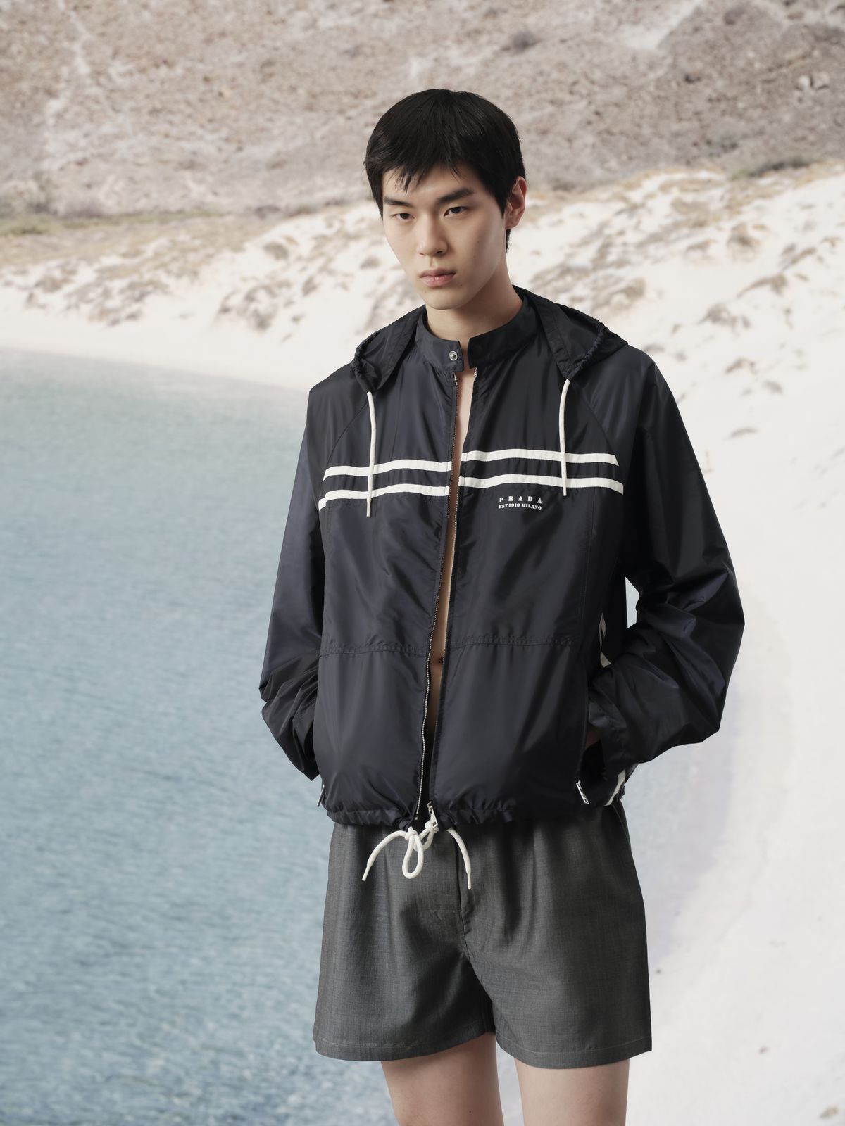 프라다 리나일론 바람막이