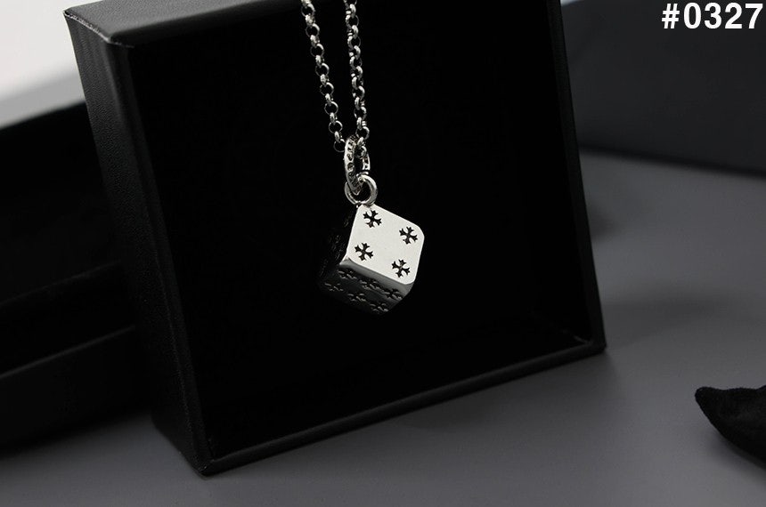 크롬하츠 다이스참 펜던트 목걸이