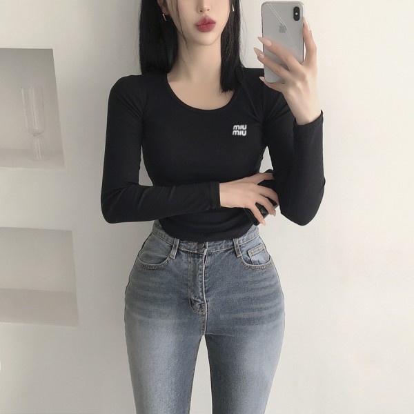 미우미우 여성 벨벳 라운딩 티셔츠 - 4 Color-레플리카 사이트 쇼핑몰