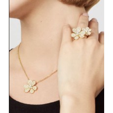 반클리프 프리볼 펜던트 목걸이