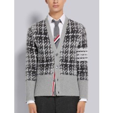 톰브라운 자카드 체크 펀믹스 가디건