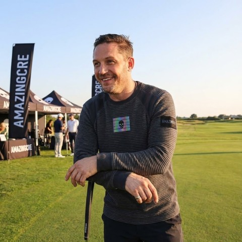 세일 - 어메이징크리 아코디오 스트라이프 플리스 라운드 티셔츠 - 2 Color