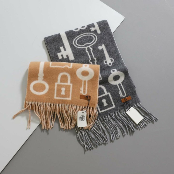 에르메스 카사크 포르트 클레프 스카프 - 2 Color