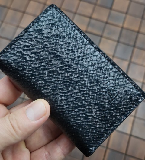 루이비통 타이가 포켓 오거나이저