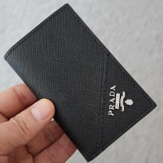프라다 밀라노 카드지갑