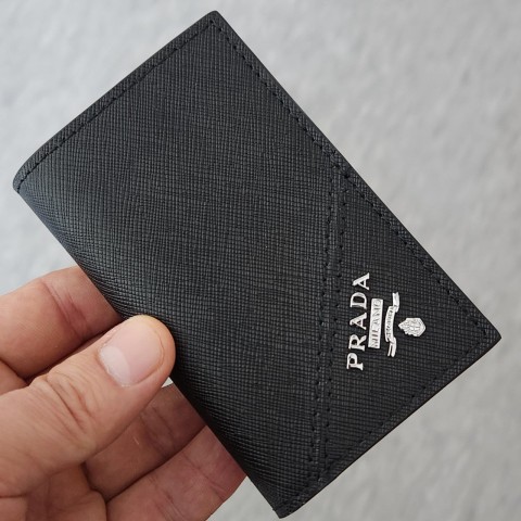 프라다 밀라노 카드지갑