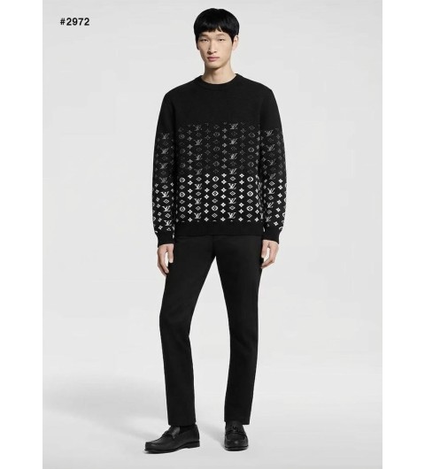 루이비통 그라데이션 화이트 모노그램 라운드 니트