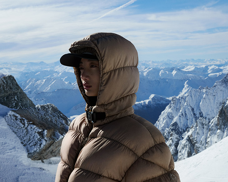 몽클레르 지니어스 7 x 1017 알릭스 9SM 아몬드 다운 자켓 베이지