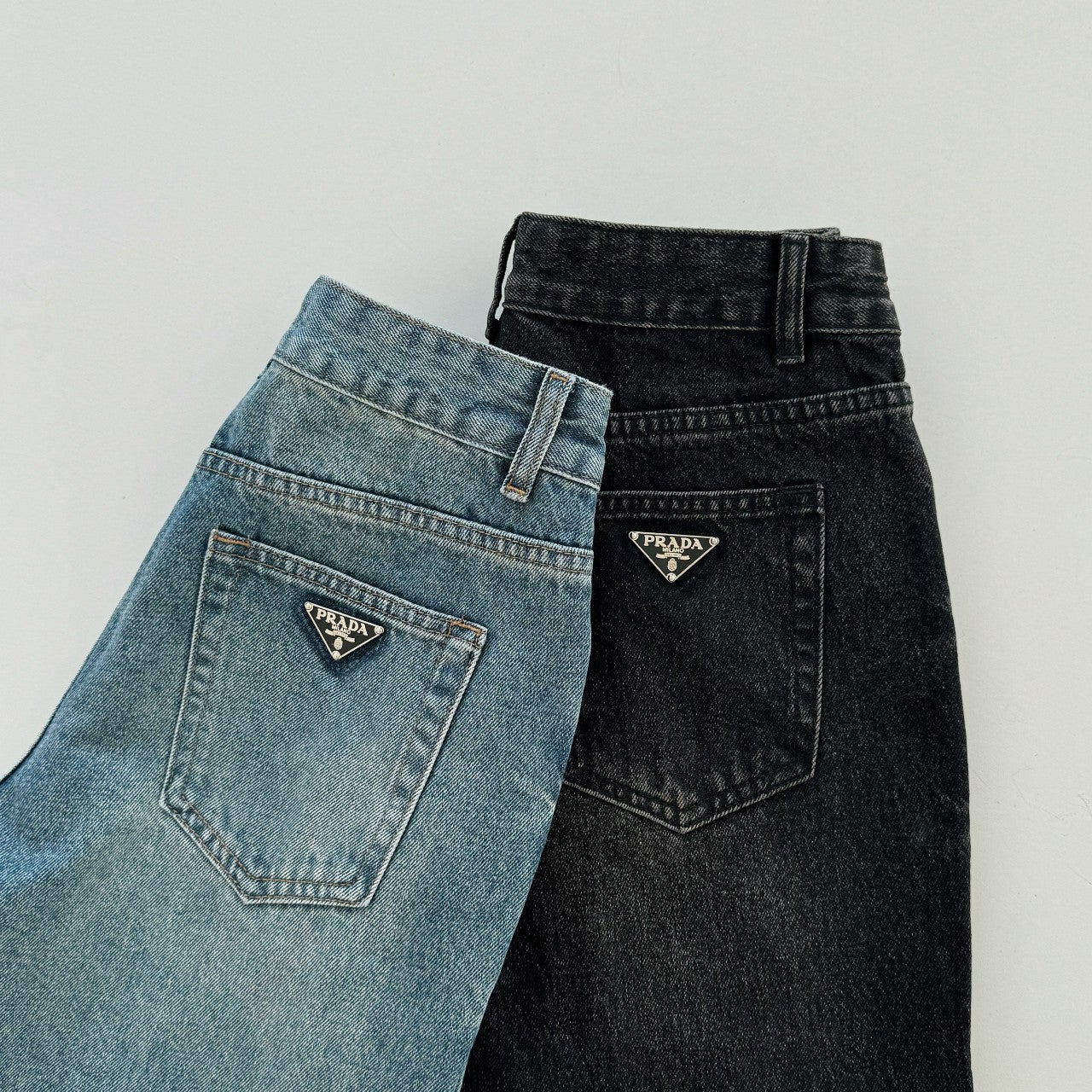 프라다 여성 데님팬츠 - 2 Color