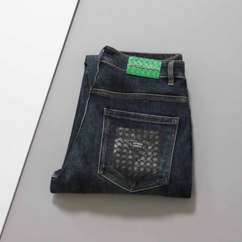 보테가베네타 인트레치아토 패턴 기모 워시 데님 팬츠