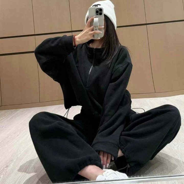 발렌시아가 여성 로고 오버 핏 플리스 반집업 트레이닝 세트 - 2 Color