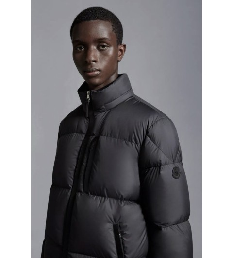 몽클레어 베스브레 다운 패딩