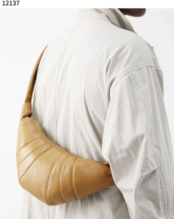 르메르 크로와상 소프트 나파 레더 크로스백 스몰 - 베이지