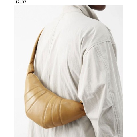 르메르 크로와상 소프트 나파 레더 크로스백 스몰 - 베이지