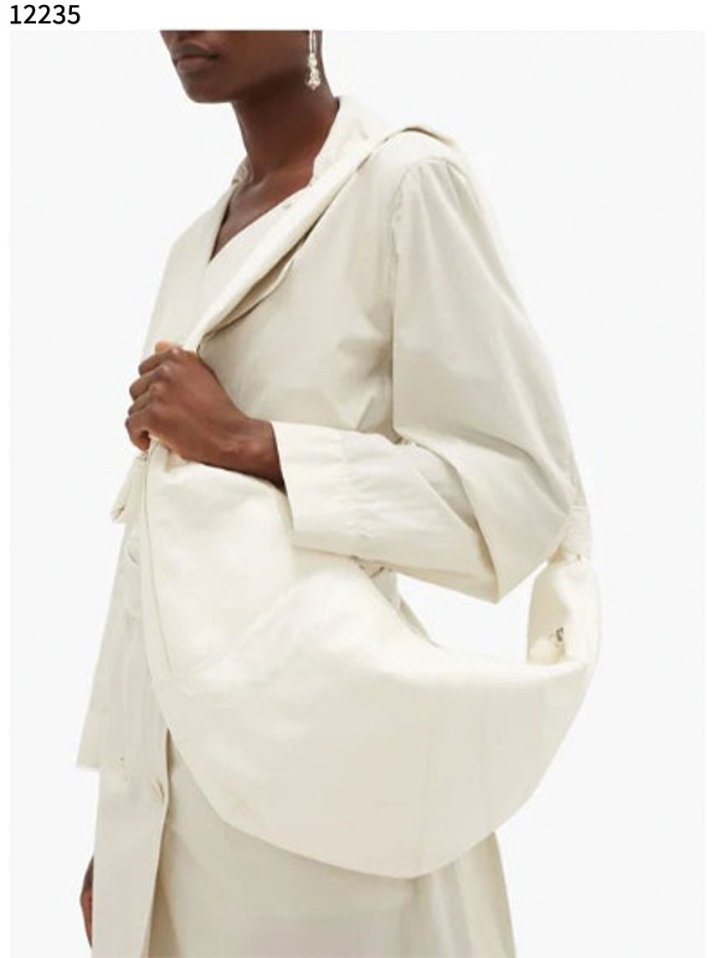 르메르 미디엄 크로와상 백 소프트 나파 레더 - 화이트