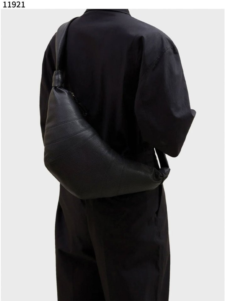 르메르 미디엄 크로와상 백 소프트 나파 레더