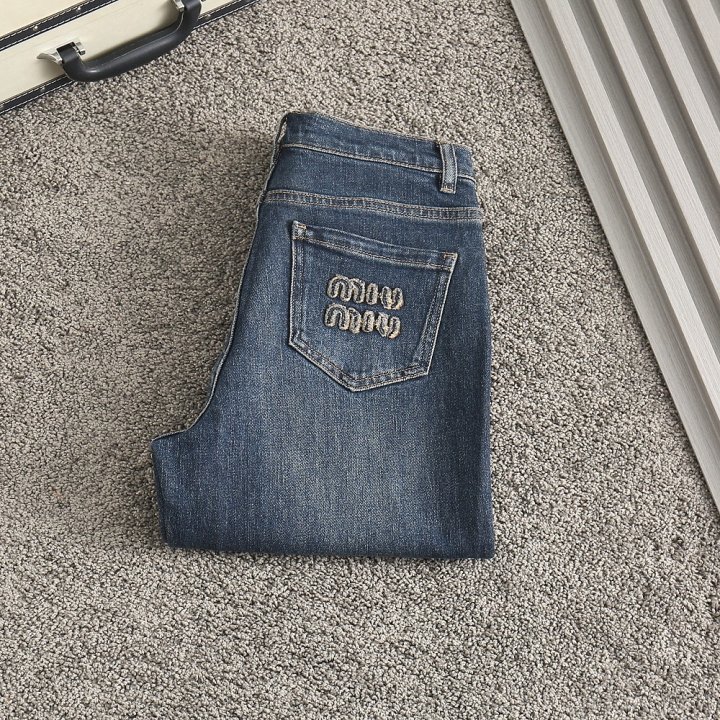 미우미우 여성 자수패치로고 스판 데님진