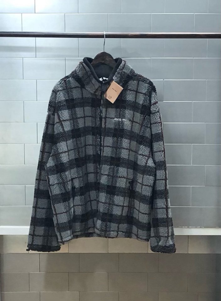 미우미우 체크 플리스 집업 자켓
