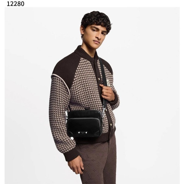 루이비통 닐 블랙 크로스백-레플리카 사이트 쇼핑몰