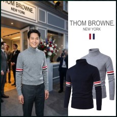 톰브라운 RWB 암 밴드 져지 스티치 터틀넥 스웨터 니트 - 2 Color