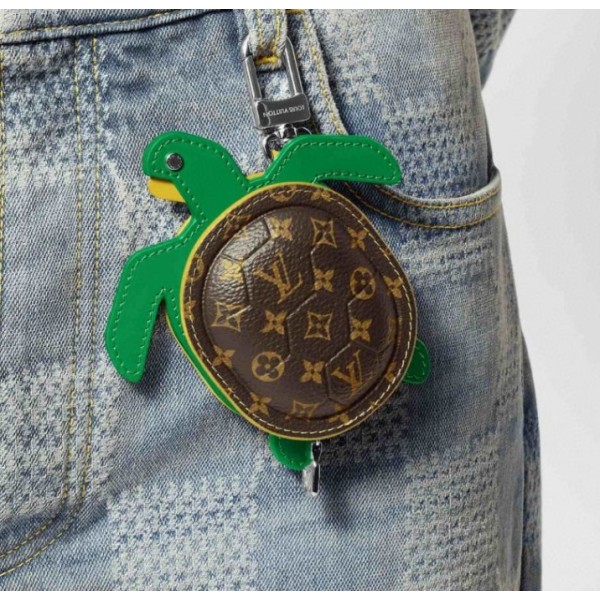 루이비통 터틀 (LV Turtle) 파우치 백 참 (에어팟 수납가능)-레플리카 사이트 쇼핑몰