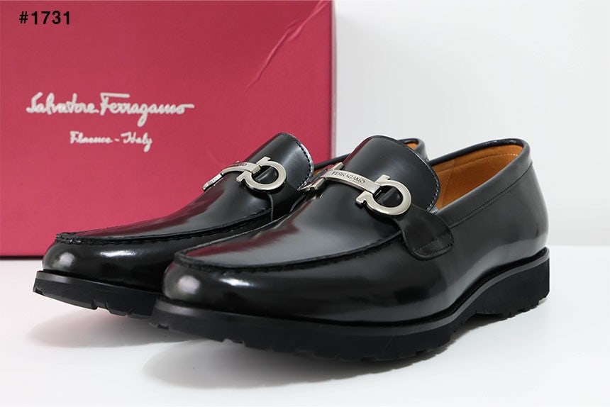 페레가모 간치니 베이직 로퍼