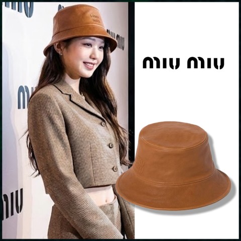 미우미우 나파 레더 버킷햇