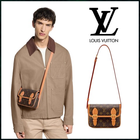 루이비통 사첼 웨어러블 월릿 크로스백