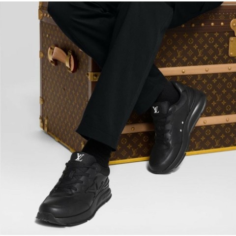 루이비통 클래식 스니커즈