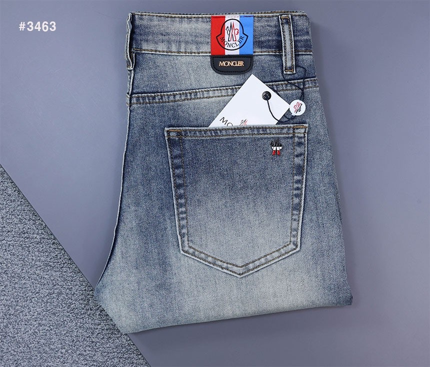 몽클레어 그레노블 스틸로고 워싱 데님 팬츠