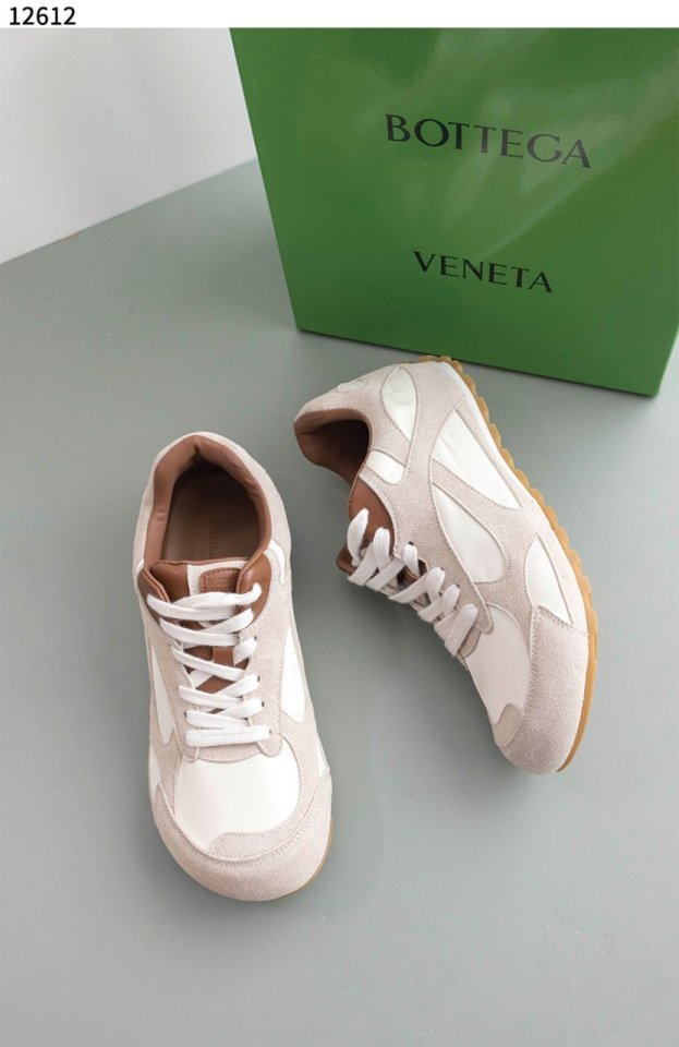 보테가베네타 오르빗 플래시 스니커즈