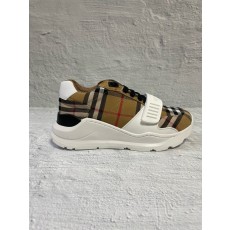 버버리 체크 벨크로 스니커즈